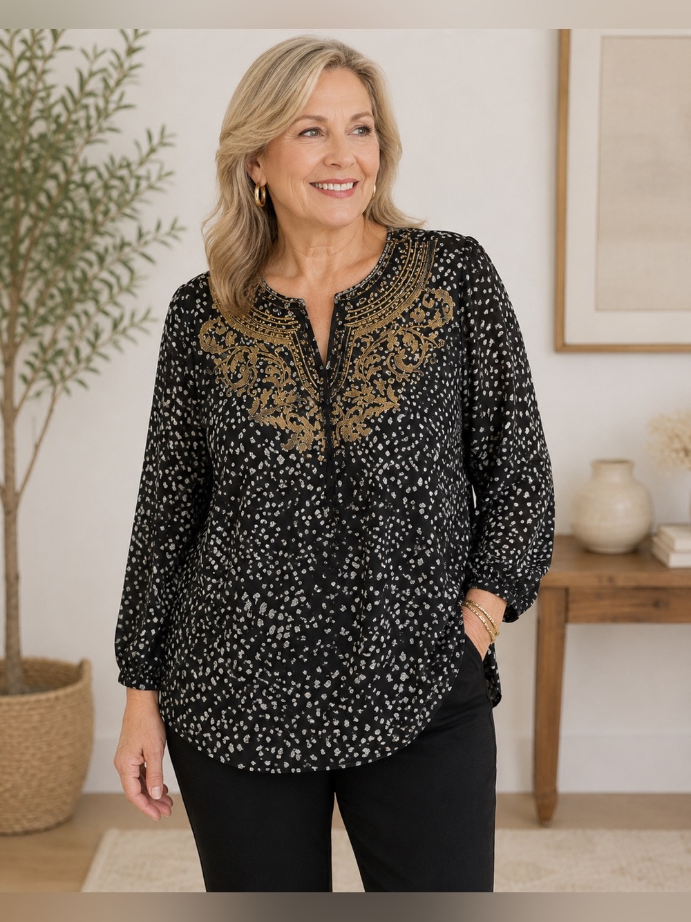 Chico’s Size 2 Black Gold Embellished Boho Tunic Blouse Long Sleeve